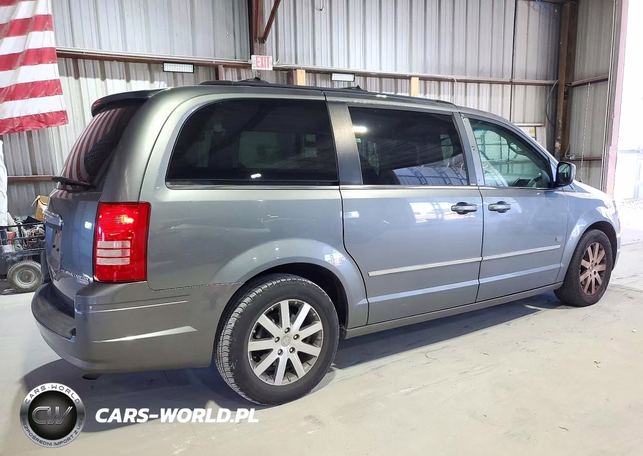 2009 Chrysler Town & Country Touring VIN:2A8HR54109R661130 - 3