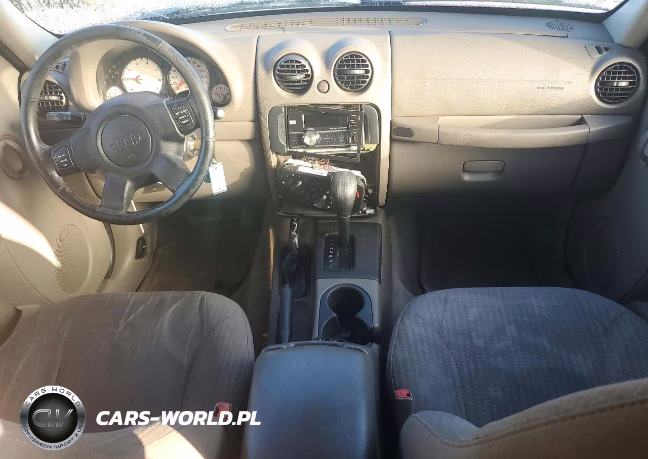 2004 Jeep Liberty Sport VIN:1J4GL48KX4W255254 - 8