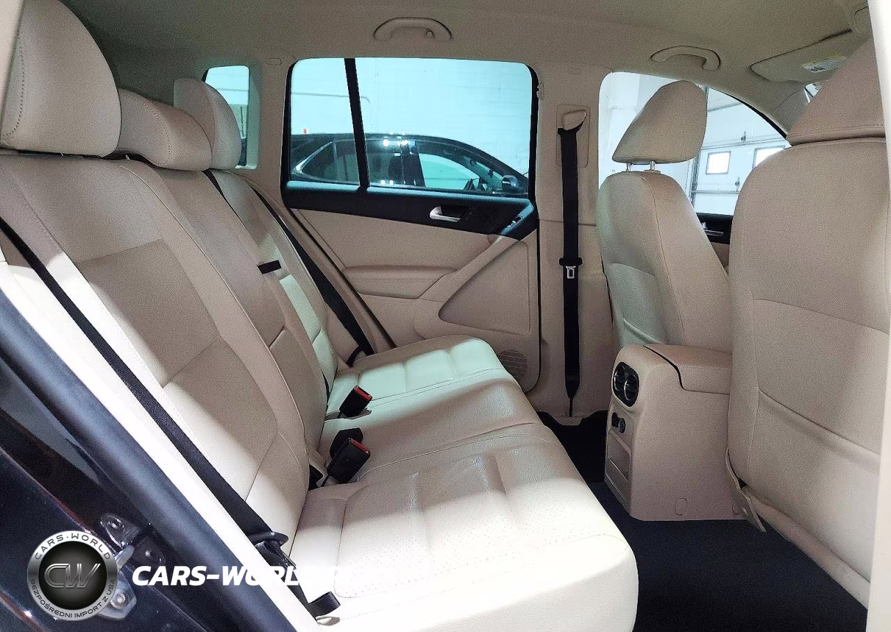 2014 Volkswagen Tiguan S VIN:WVGBV3AX0EW606566 - 11