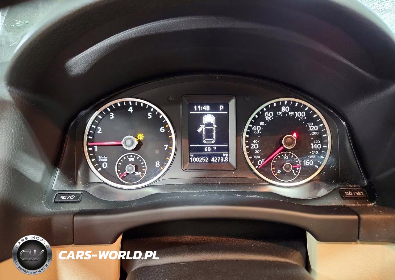 2014 Volkswagen Tiguan S VIN:WVGBV3AX0EW606566 - 9