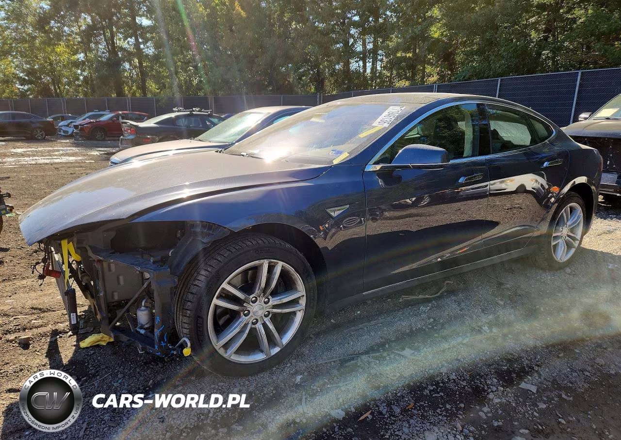 2015 Tesla Model S 70D