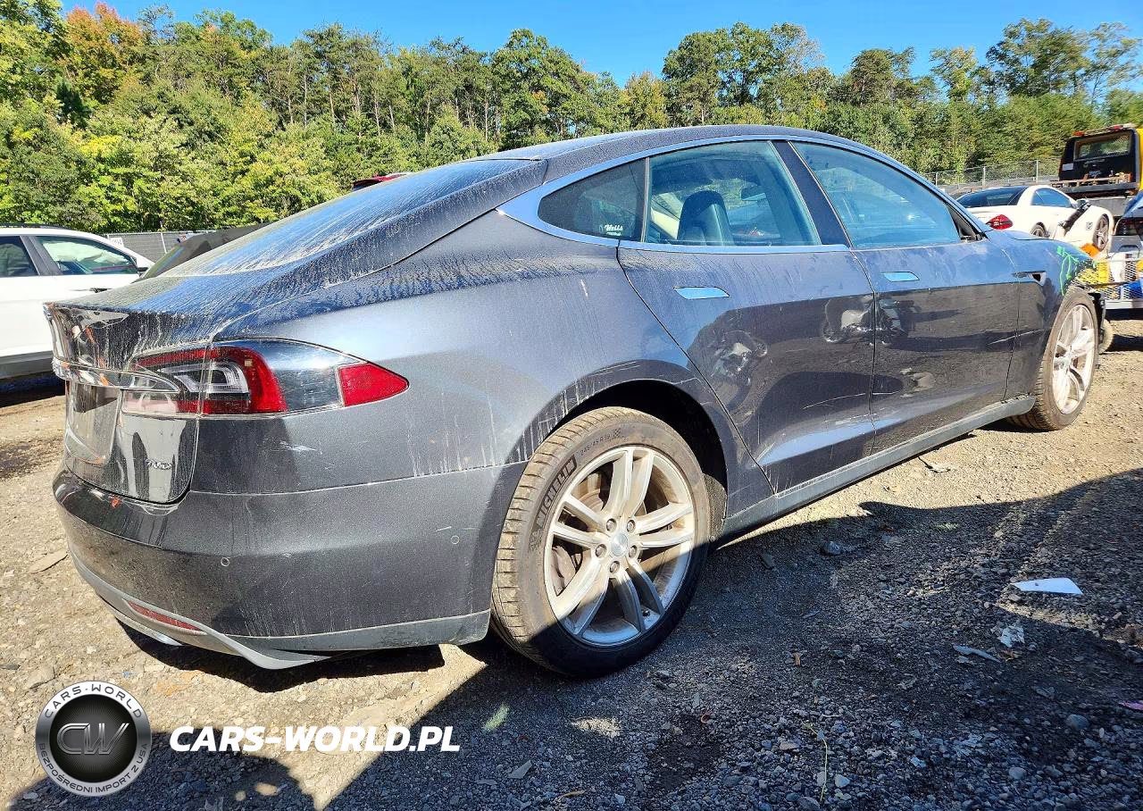 2015 Tesla Model S 70D VIN:5YJSA1S26FF090744 - 3