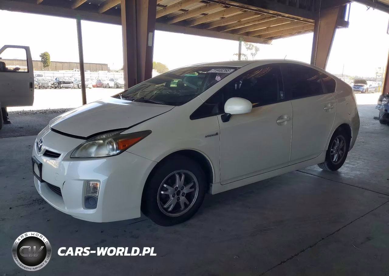 2011 Toyota Prius Two