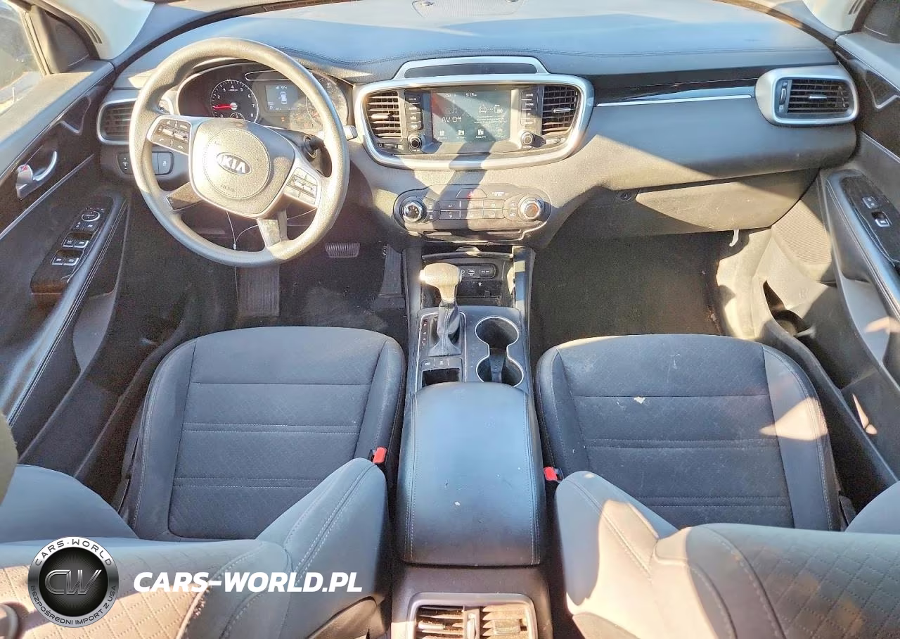 2020 Kia Sorento S VIN:5XYPGDA54LG621428 - 8