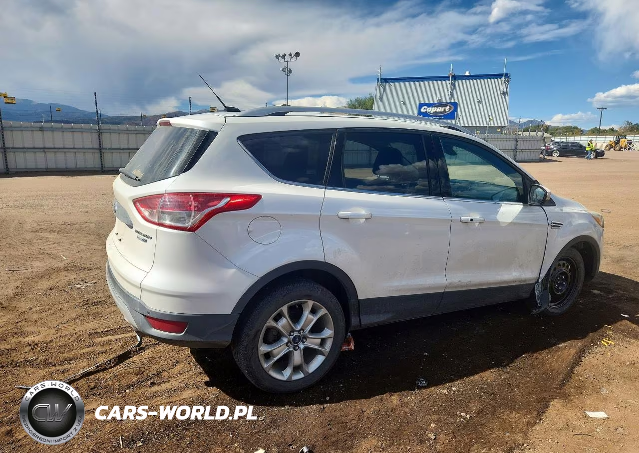 2014 Ford Escape Titanium VIN:1FMCU9JX3EUE19649 - 3