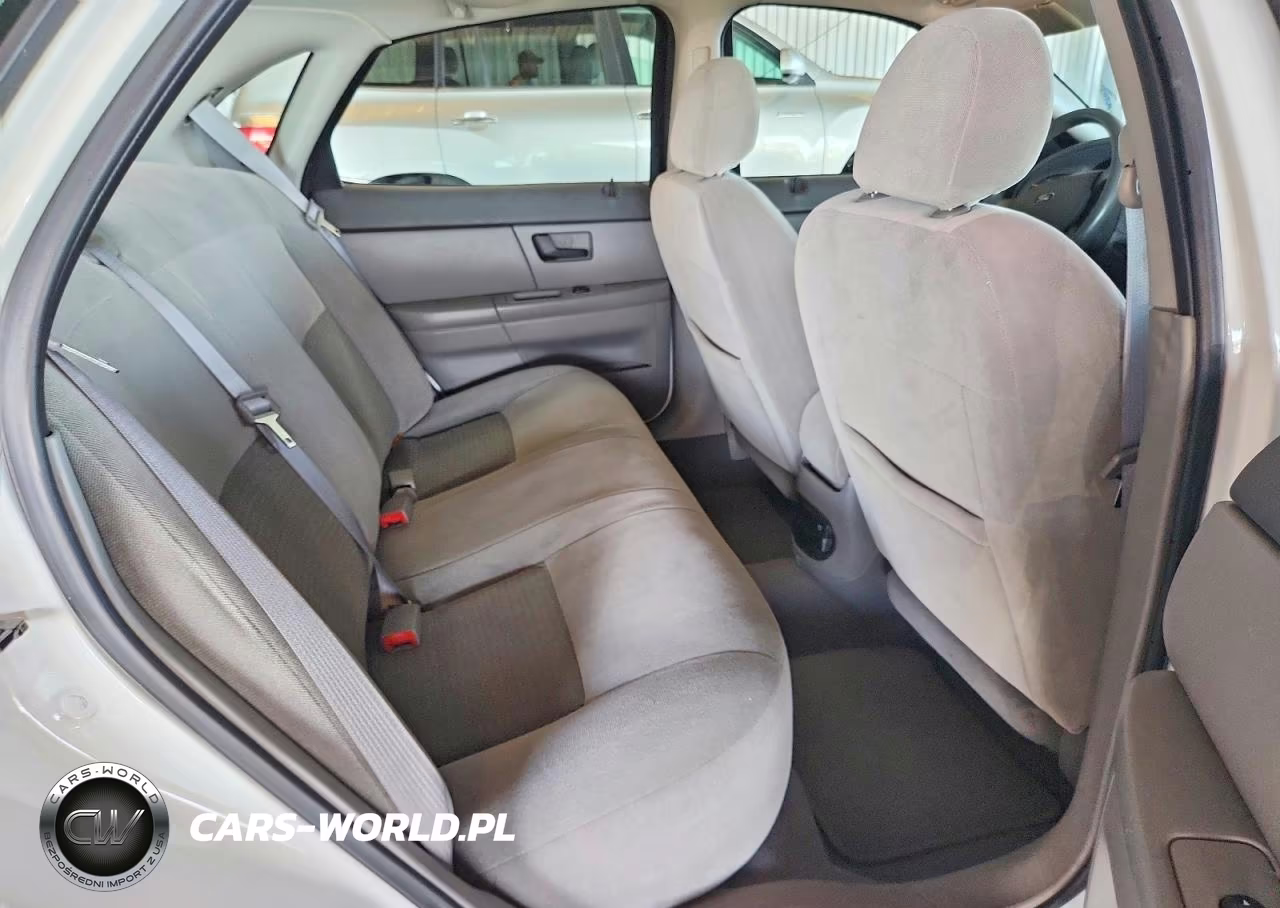 2007 Ford Taurus Se VIN:1FAFP53UX7A187744 - 10