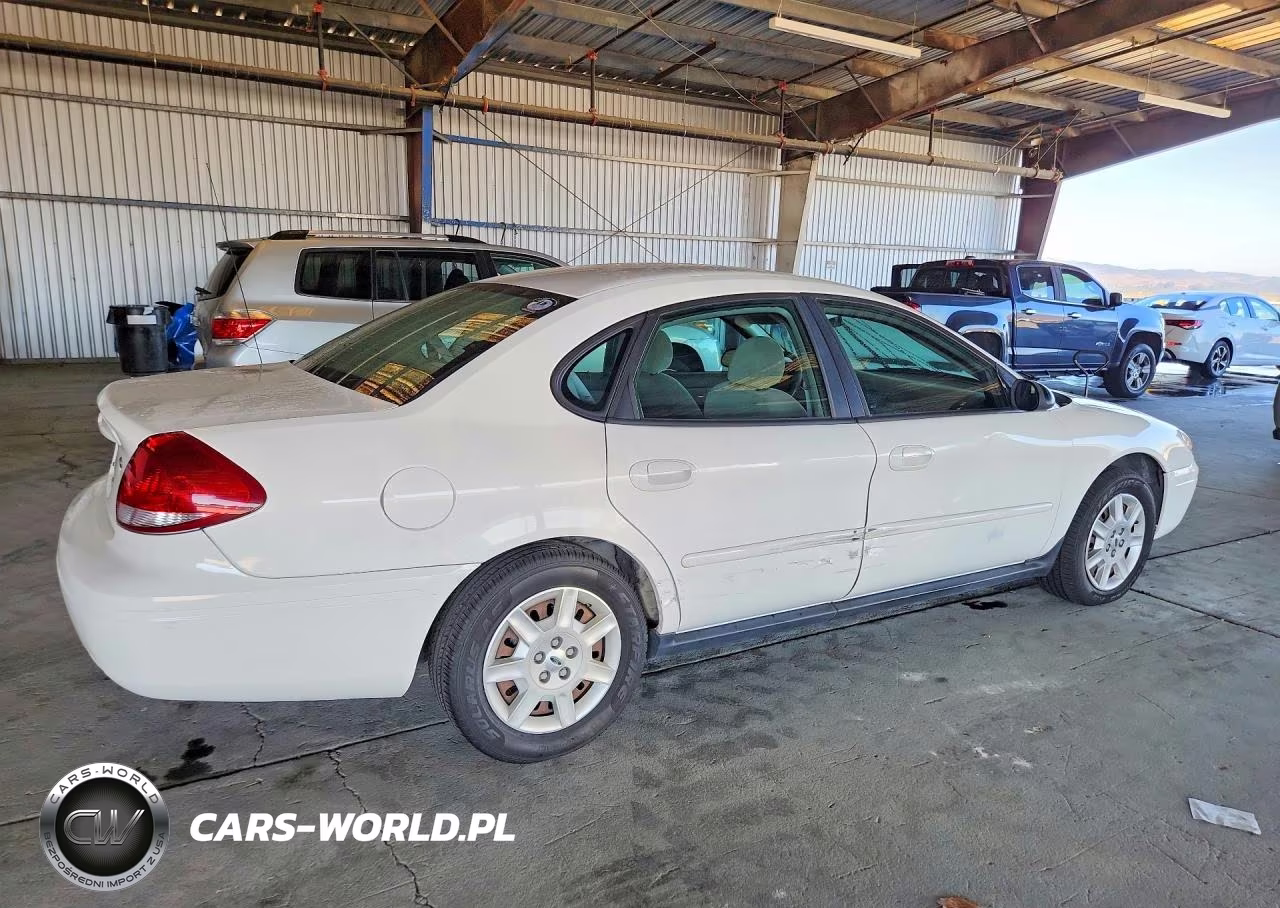 2007 Ford Taurus Se VIN:1FAFP53UX7A187744 - 3
