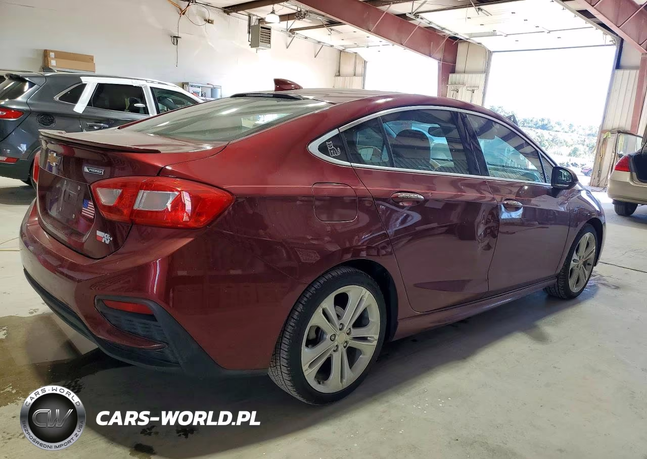 2016 Chevrolet Cruze Premier VIN:1G1BG5SM9G7300955 - 3