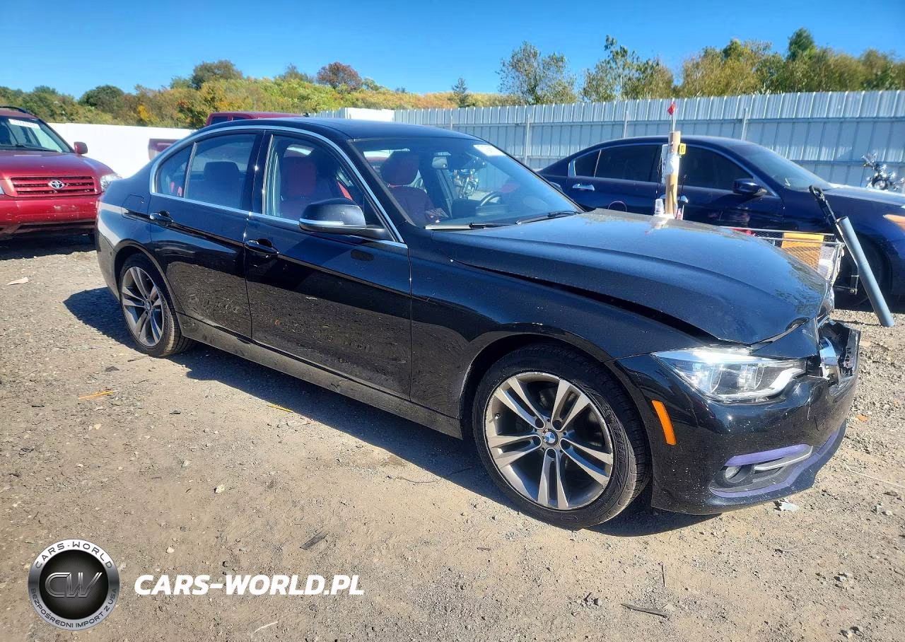 2018 BMW 330 Xi VIN:WBA8D9G58JNU72025 - 4