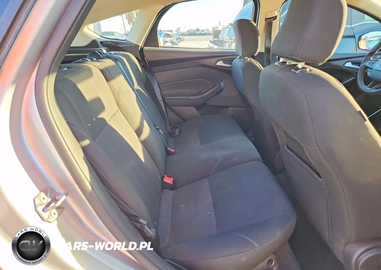2017 Ford Focus Sel VIN:1FADP3M27HL276542 - 10