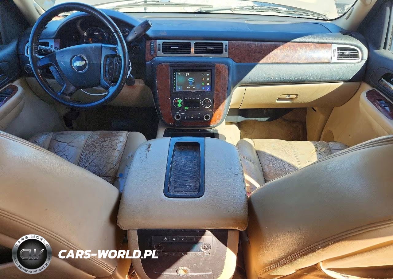 2007 Chevrolet Suburban C1500 VIN:1GNFC16J97R185606 - 8