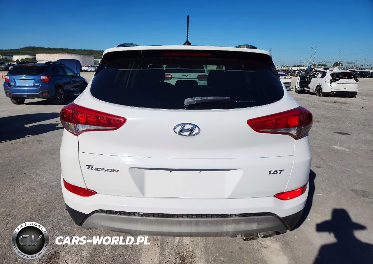 2017 Hyundai Tucson Night VIN:KM8J33A21HU550448 - 6