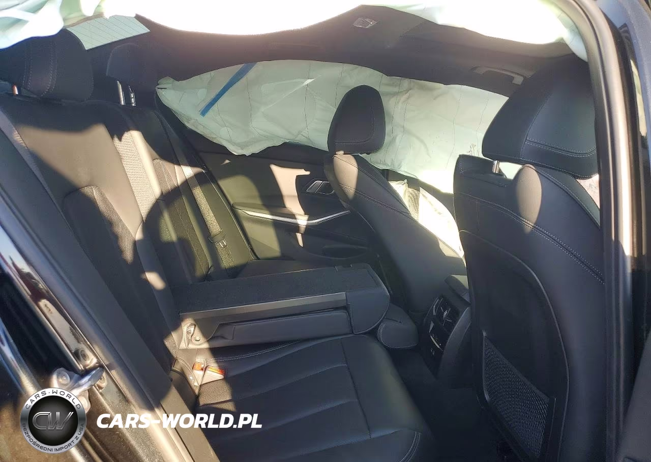 2023 BMW 330I VIN:3MW69FF01P8D26770 - 10