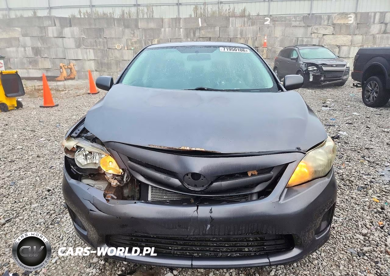2011 Toyota Corolla Le VIN:2T1BU4EE2BC682817 - 5