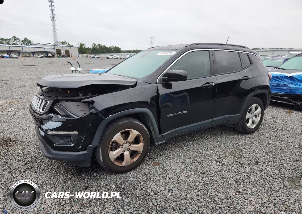 2018 Jeep Compass Latitude – zdjęcie 1 z 13