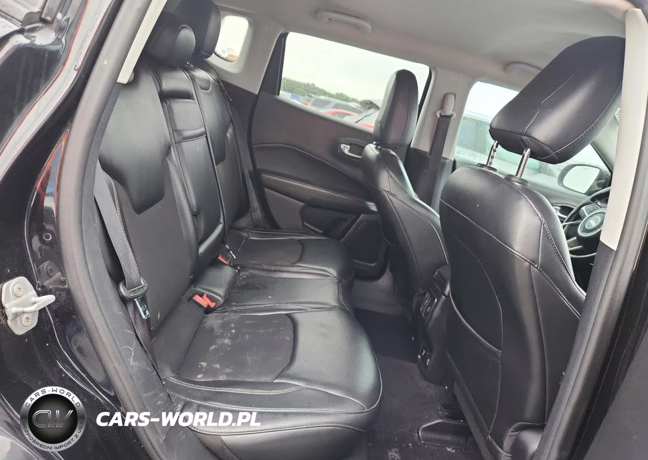 2018 Jeep Compass Latitude VIN:3C4NJCBB6JT293202 - 11