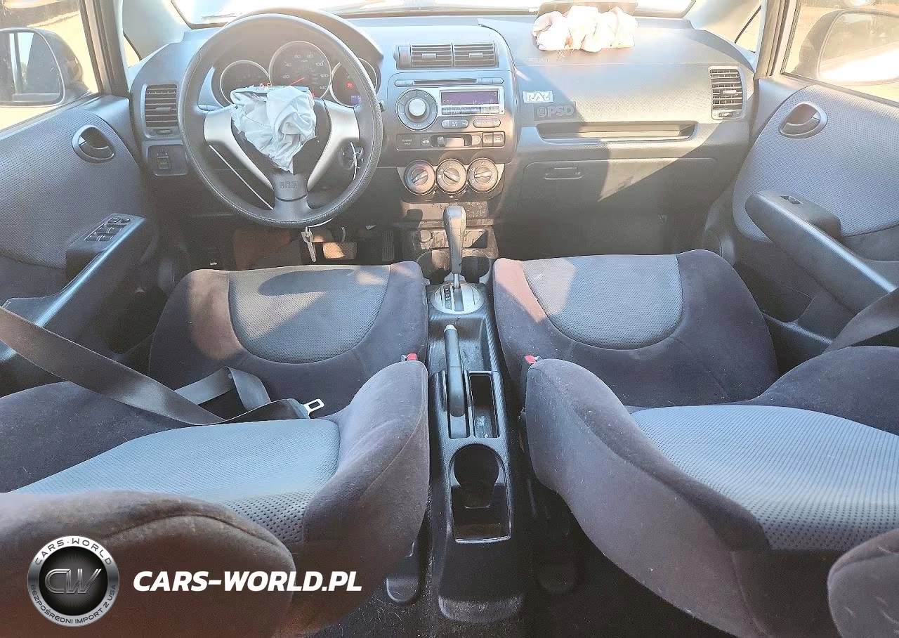 2007 Honda Fit VIN:JHMGD38457S030572 - 8