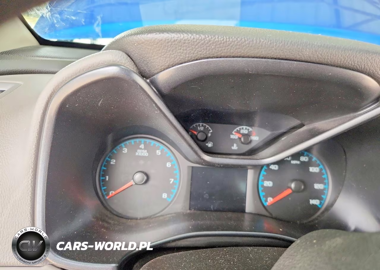 2018 Chevrolet Colorado VIN:1GCHSBEA4J1184641 - 9