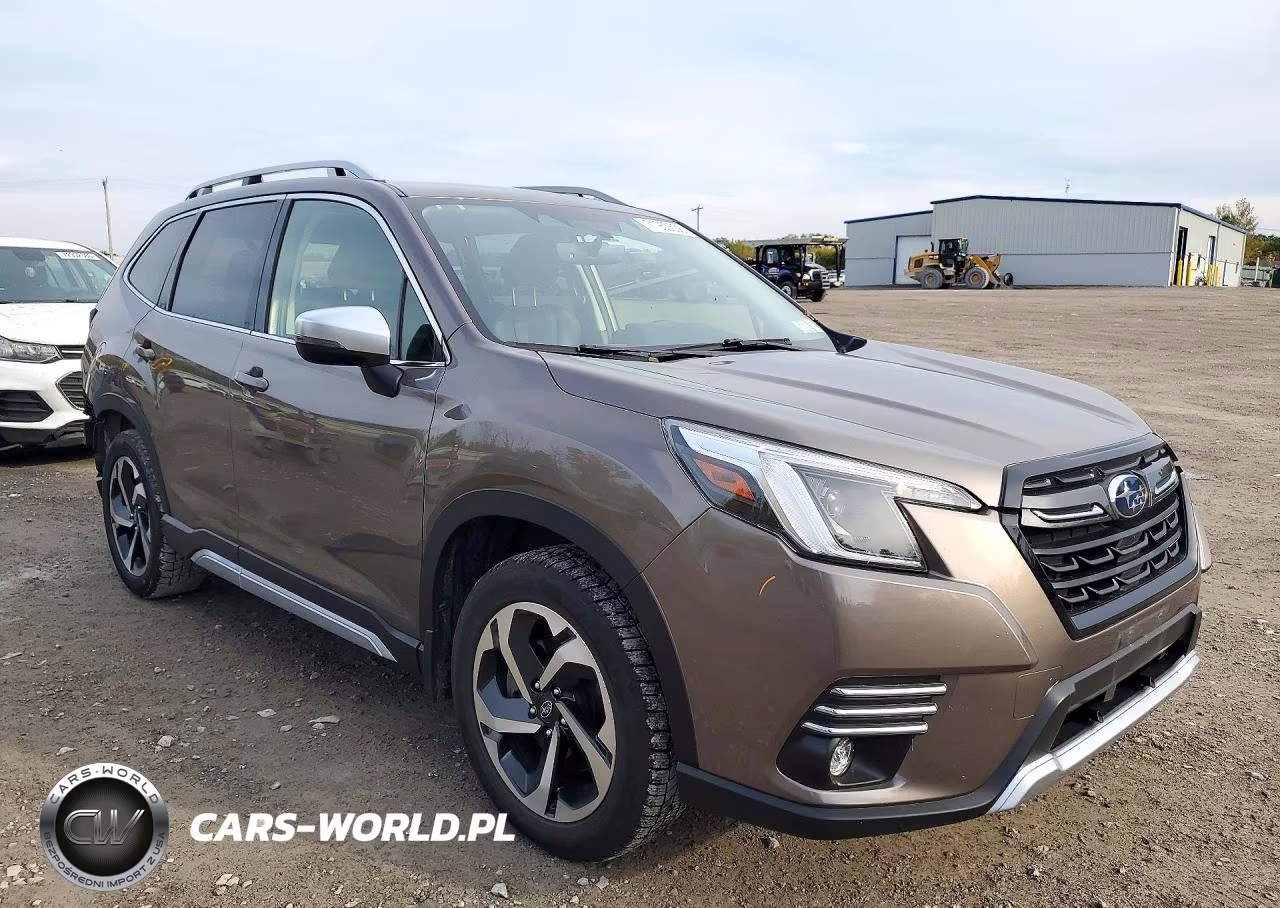 2024 Subaru Forester Touring VIN:JF2SKAMCXRH463776 - 4