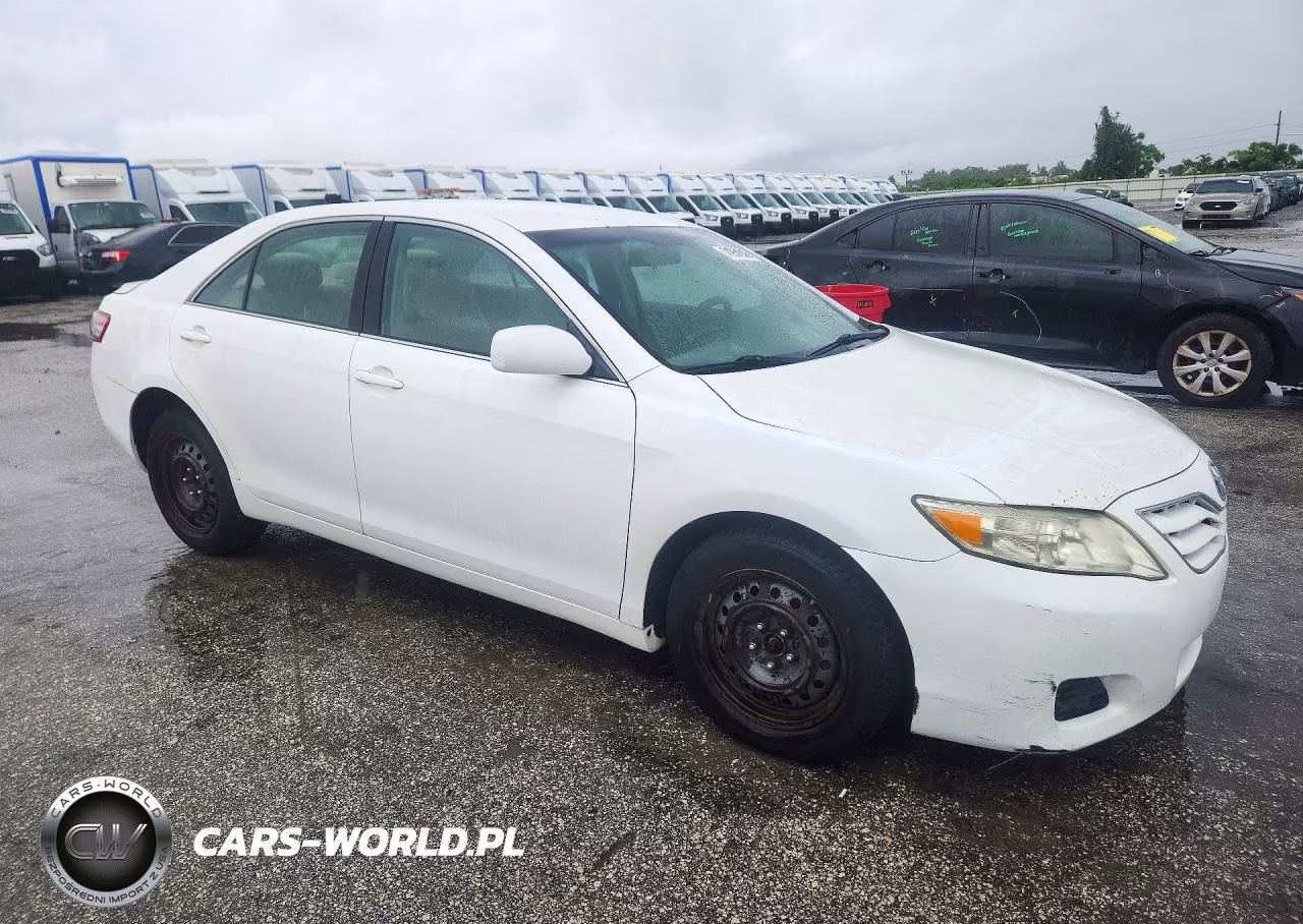 2011 Toyota Camry Le VIN:4T4BF3EK1BR098892 - 4