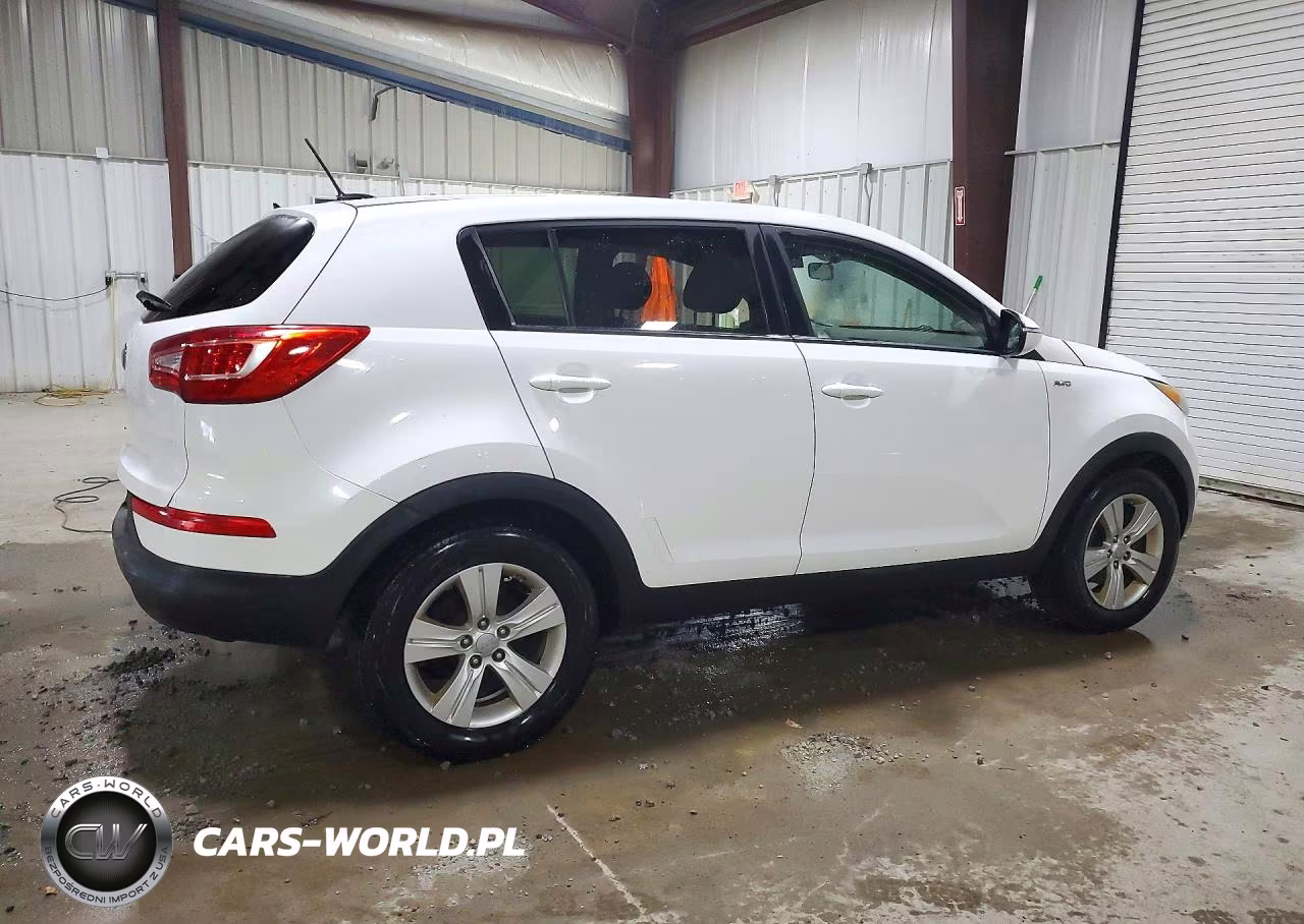 2013 Kia Sportage Lx VIN:KNDPBCA23D7485712 - 3