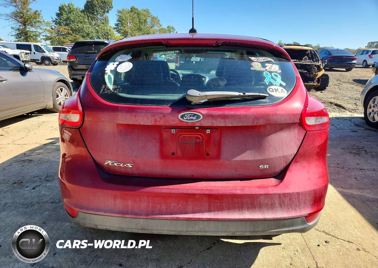 2015 Ford Focus Se VIN:1FADP3K28FL244926 - 6