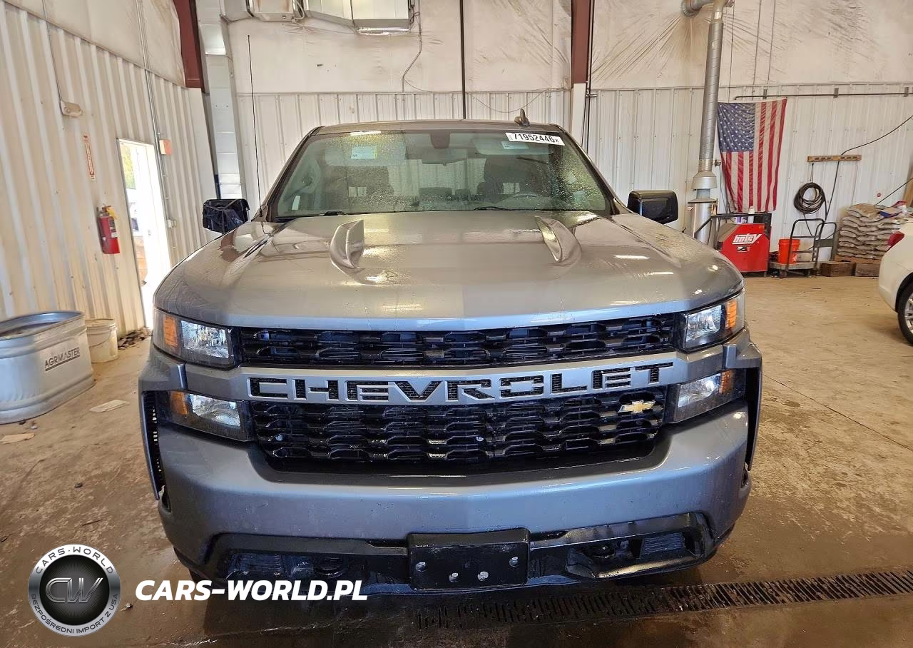 2020 Chevrolet Silverado K1500 Custom VIN:1GCUYBEFXLZ122819 - 5