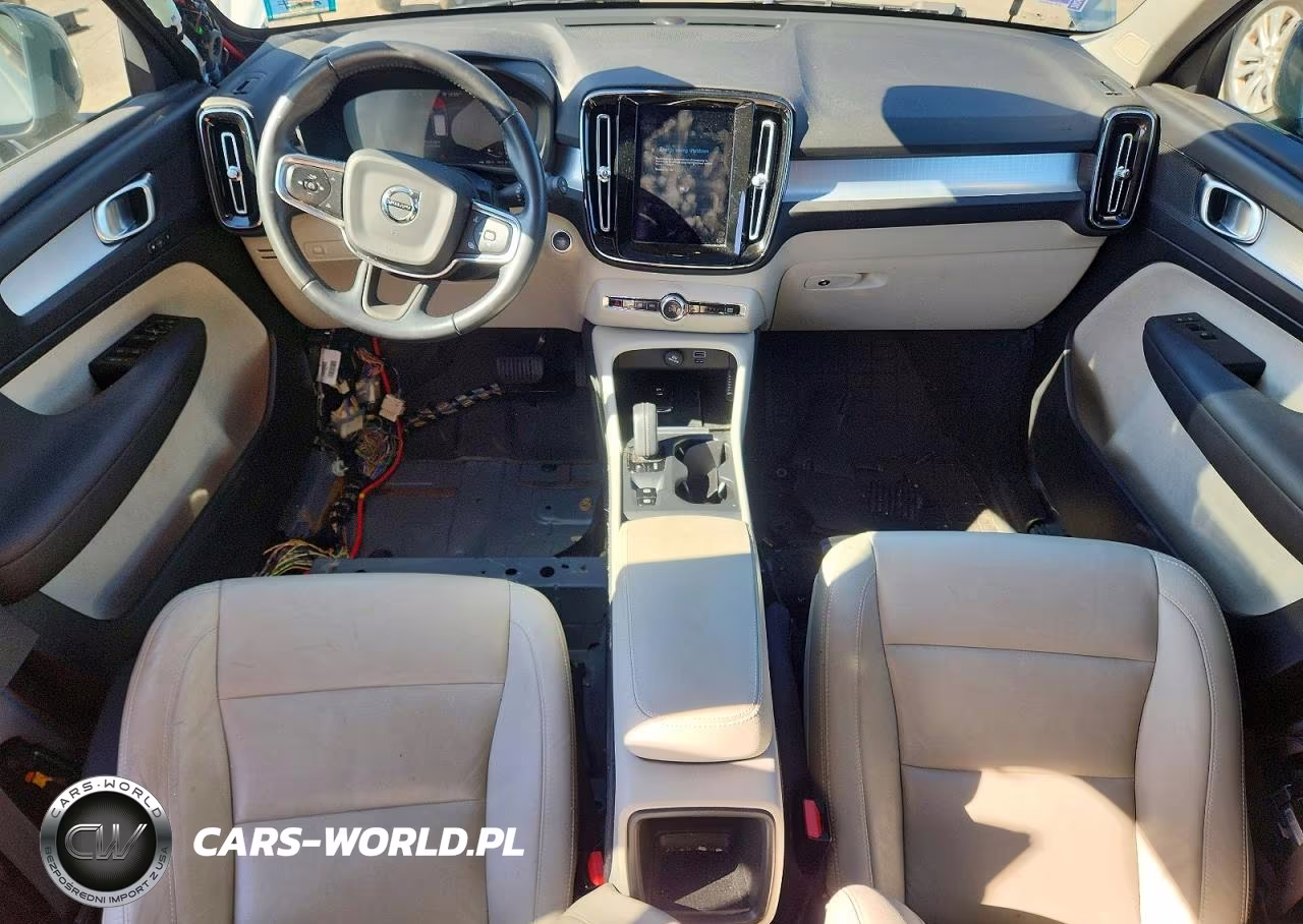 2020 Volvo Xc40 T5 Momentum VIN:YV4162UKXL2339817 - 8