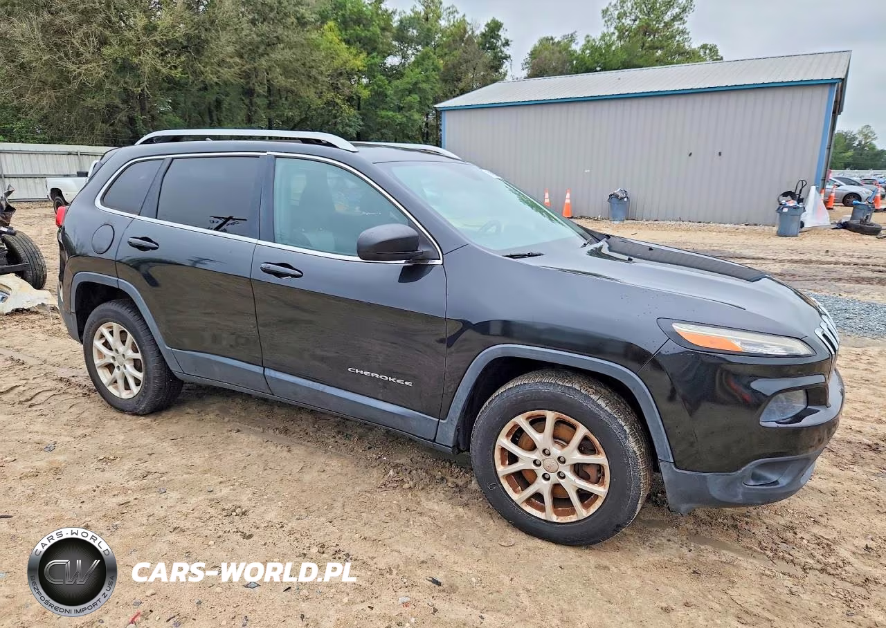 2014 Jeep Cherokee Latitude VIN:1C4PJMCB2EW125344 - 4