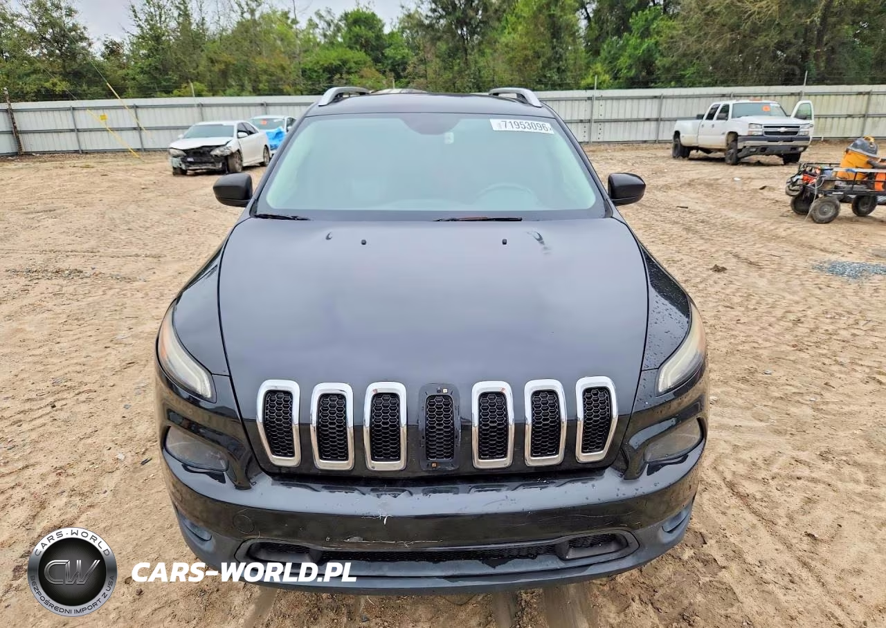 2014 Jeep Cherokee Latitude VIN:1C4PJMCB2EW125344 - 5