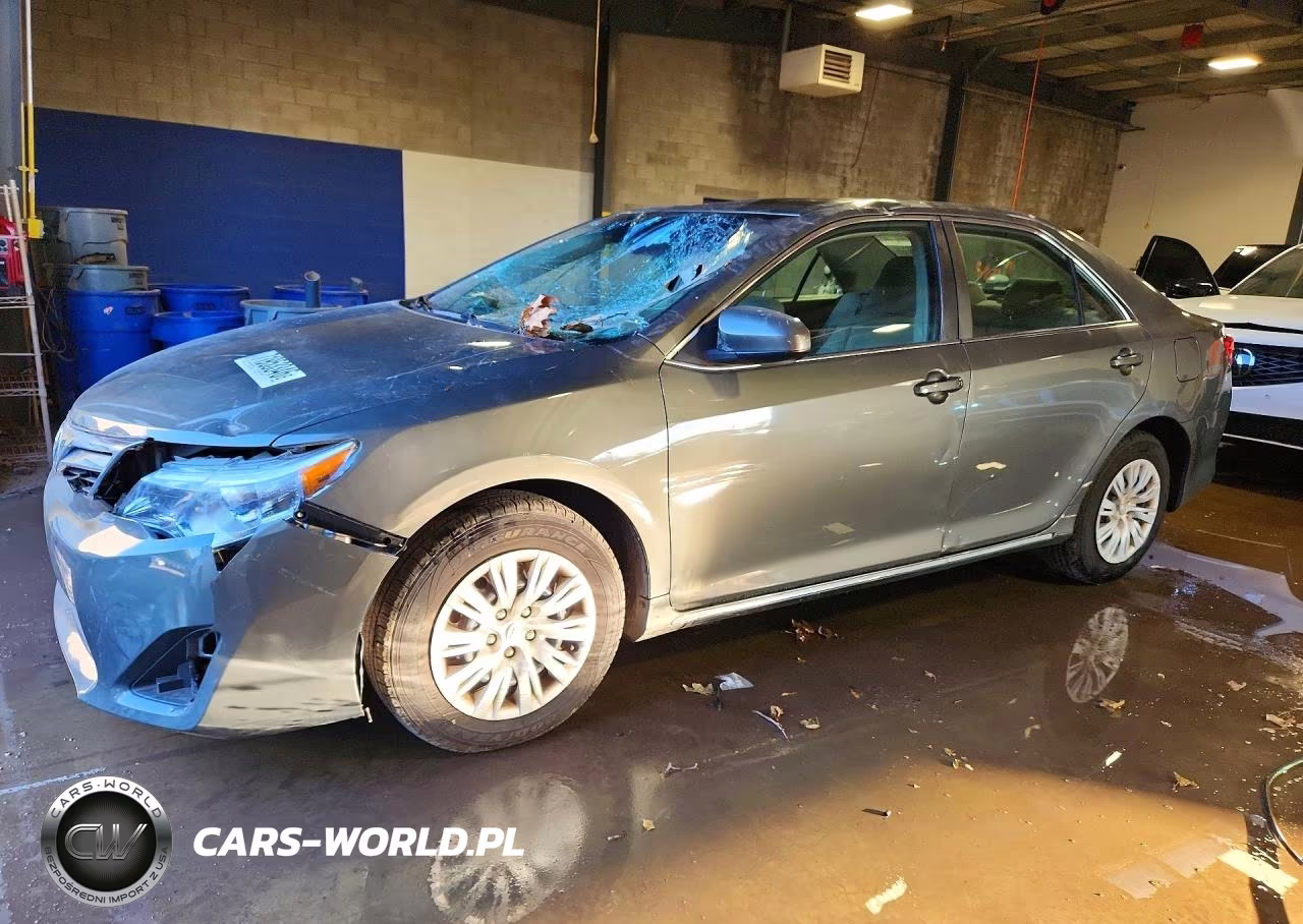 2014 Toyota Camry Le VIN:4T4BF1FK4ER377485 - 1