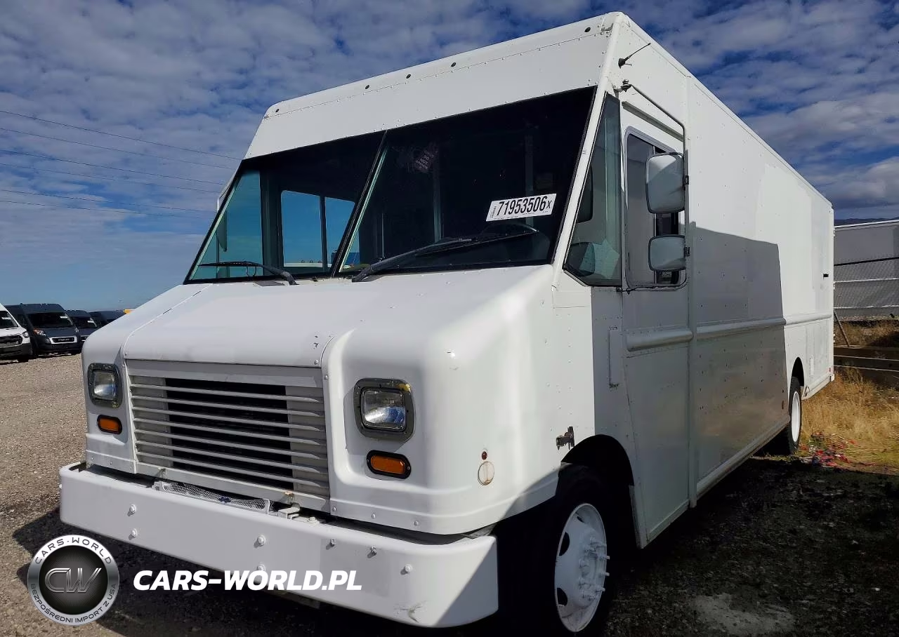 2013 Ford F59 Delivery Truck