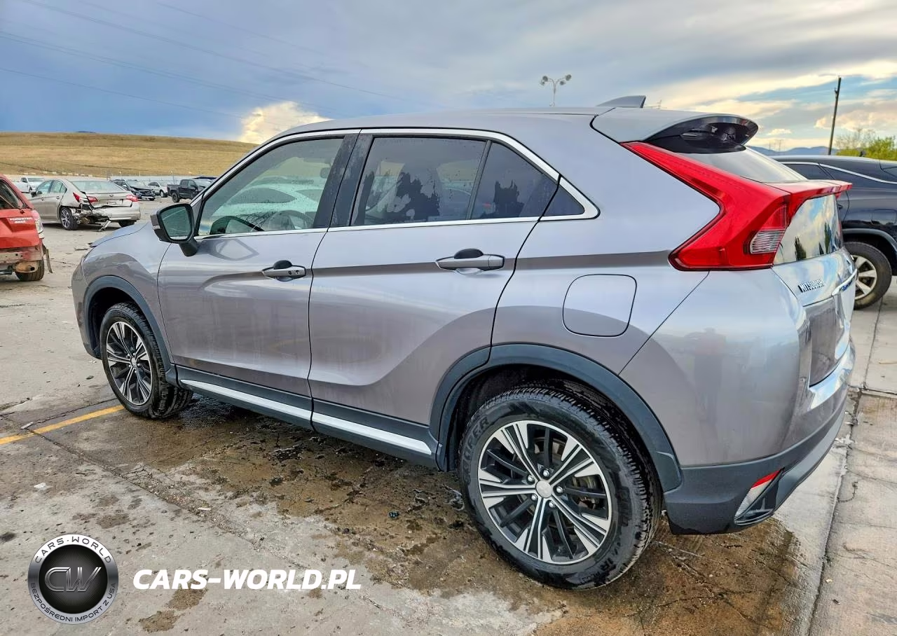 2018 Mitsubishi Eclipse Cross Se VIN:JA4AT5AA7JZ065452 - 2