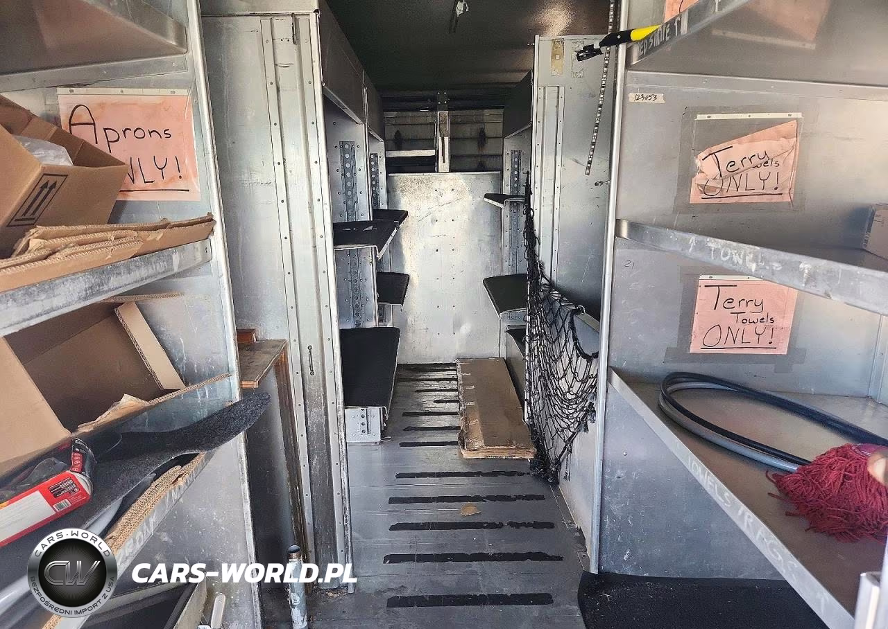 2001 Freightliner Mt45 Chassis Delivery Truck VIN:4UZAANBW71CH86586 - 10