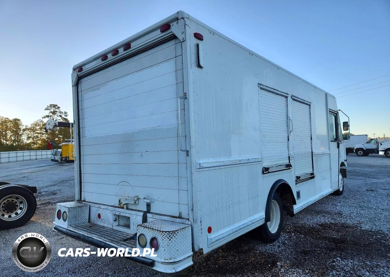 2001 Freightliner Mt45 Chassis Delivery Truck VIN:4UZAANBW71CH86586 - 3