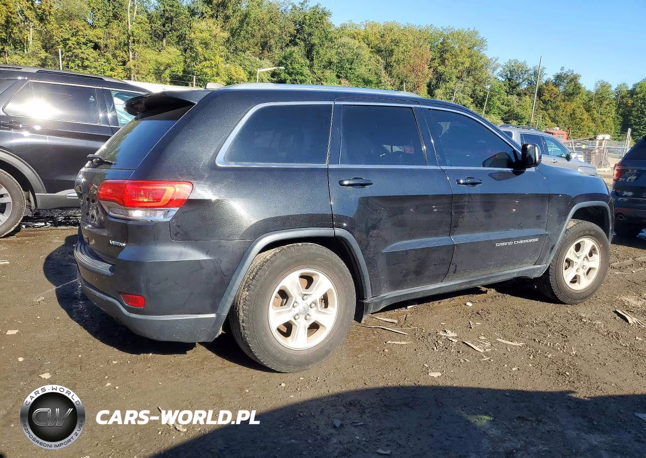 2014 Jeep Grand Cherokee Laredo VIN:1C4RJFAG5EC104895 - 3