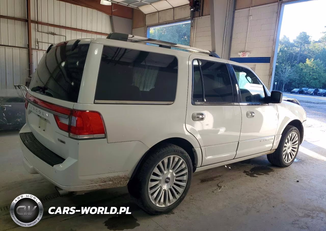 2016 Lincoln Navigator Select VIN:5LMJJ2JT1GEL04708 - 3