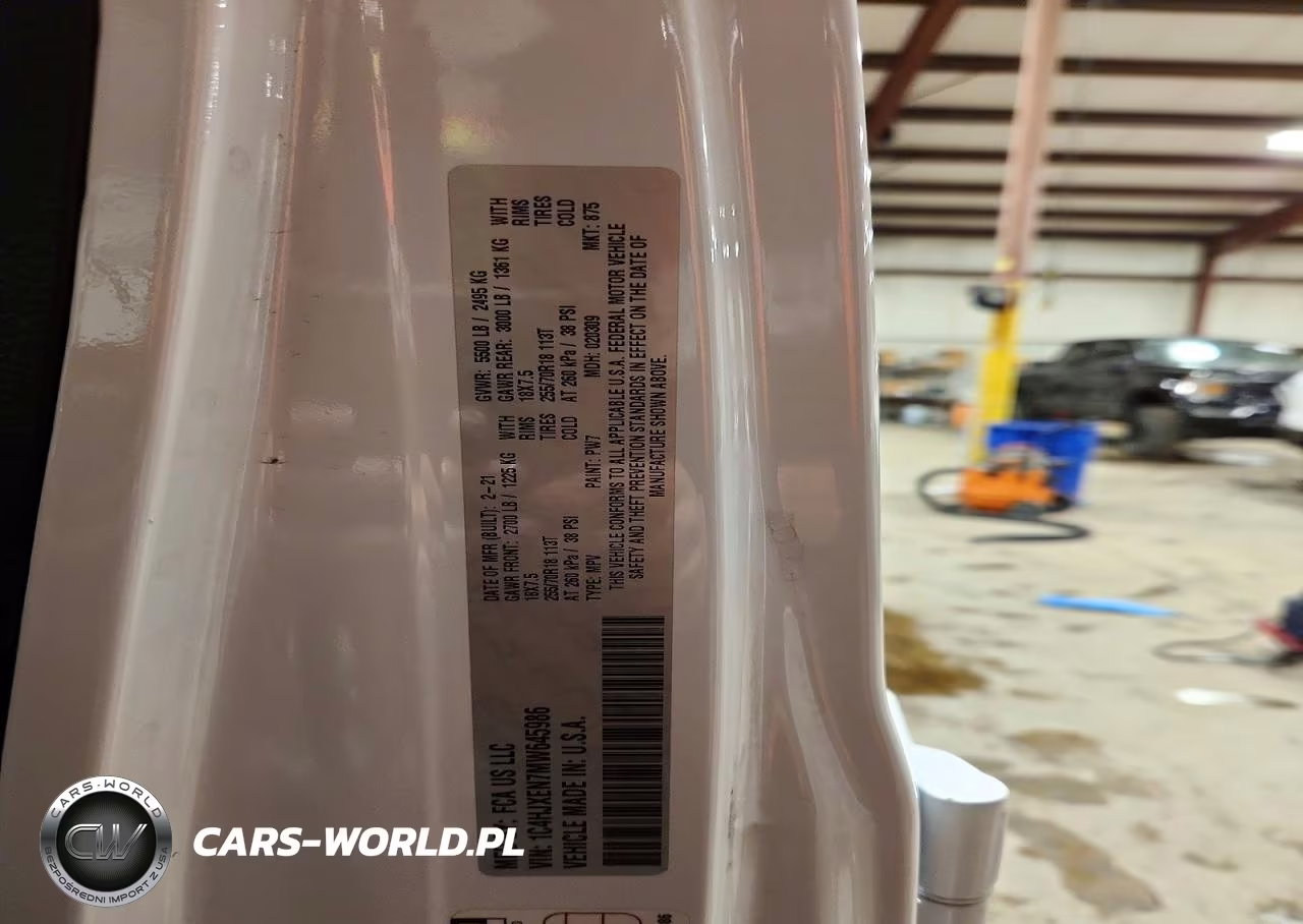2021 Jeep Wrangler Unlimited Sahara VIN:1C4HJXEN7MW645986 - 14
