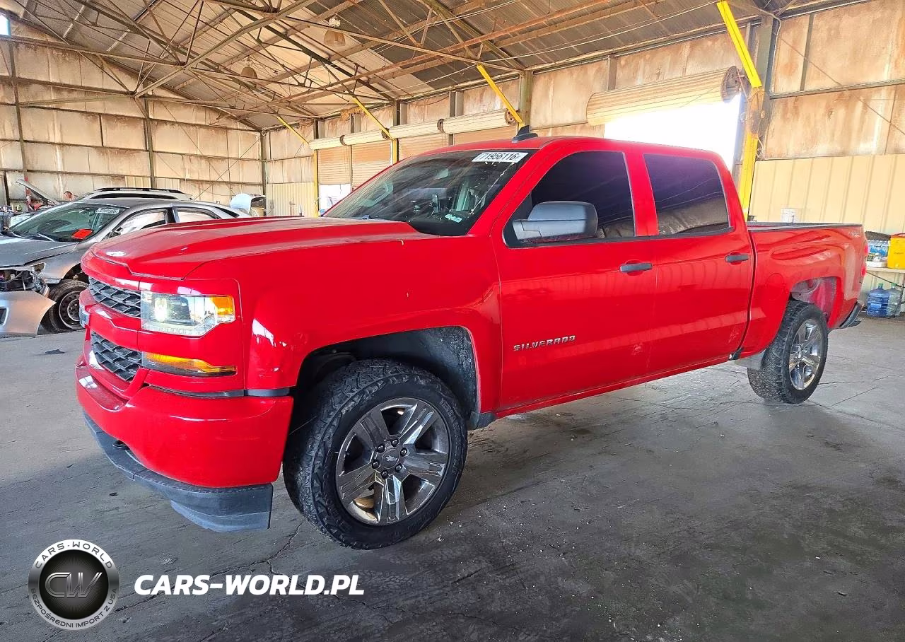 2018 Chevrolet Silverado K1500 Custom – zdjęcie 1 z 12