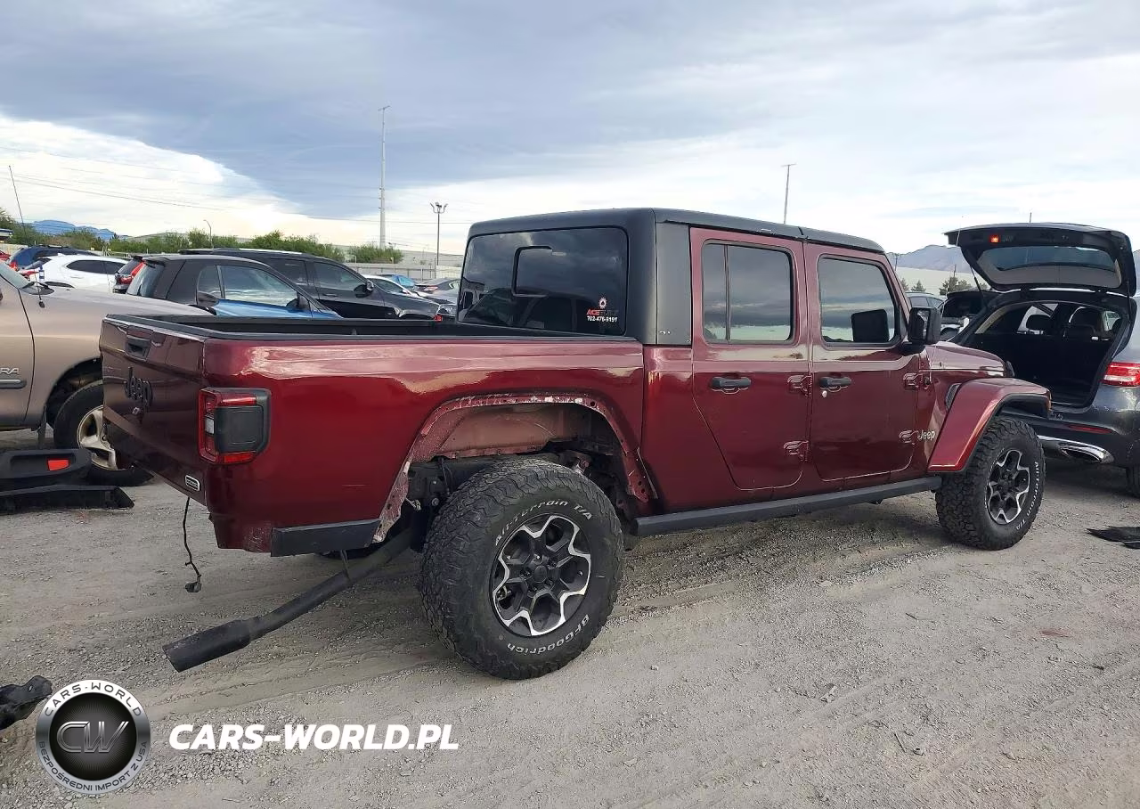2021 Jeep Gladiator Overland VIN:1C6HJTFG5ML528392 - 3