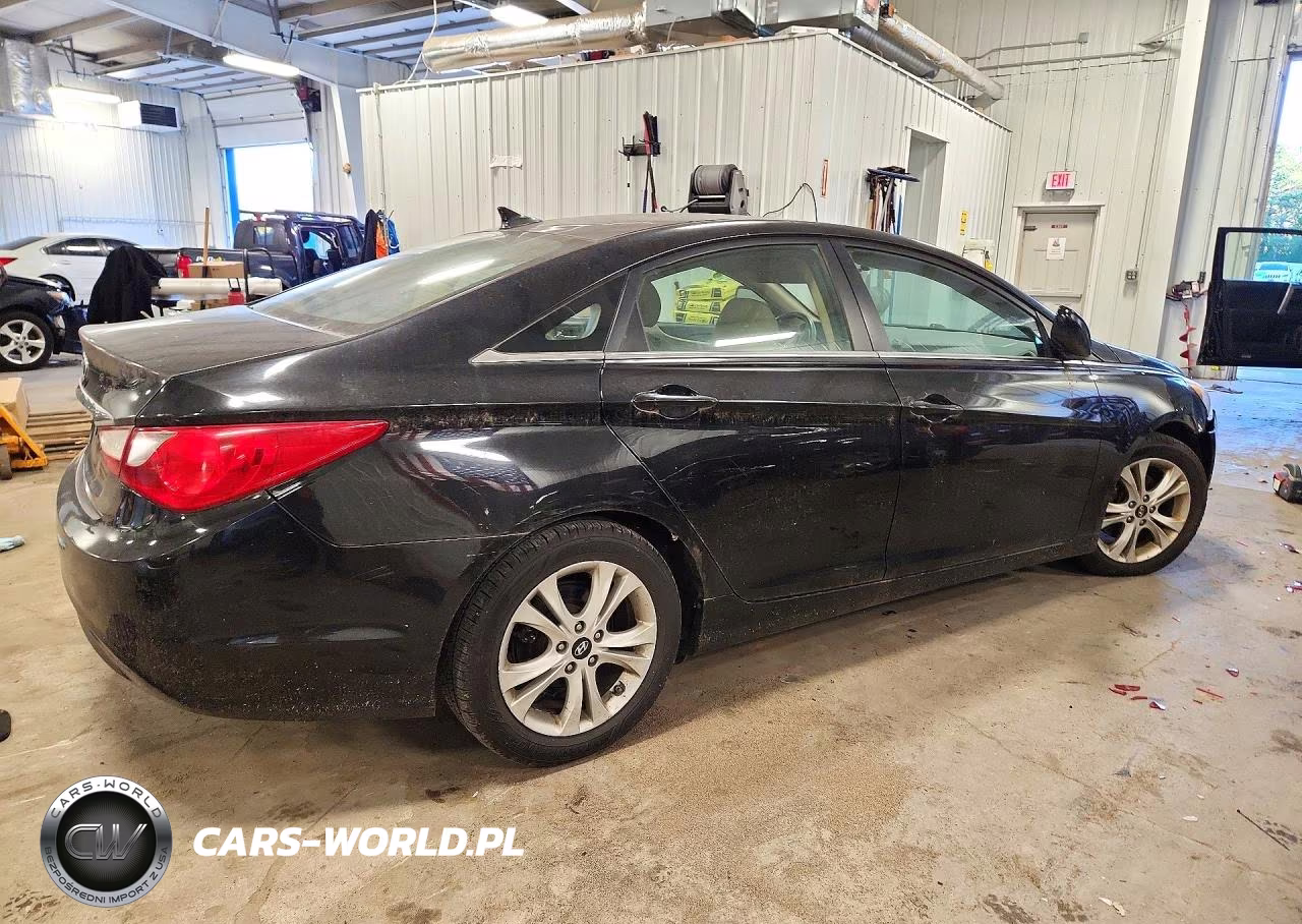 2011 Hyundai Sonata Gls VIN:5NPEB4AC1BH064103 - 3