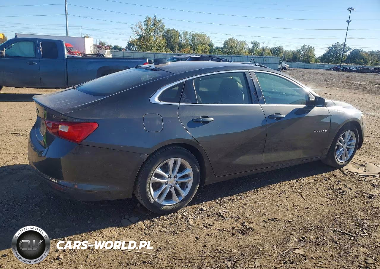 2018 Chevrolet Malibu Lt VIN:1G1ZD5ST7JF208156 - 3