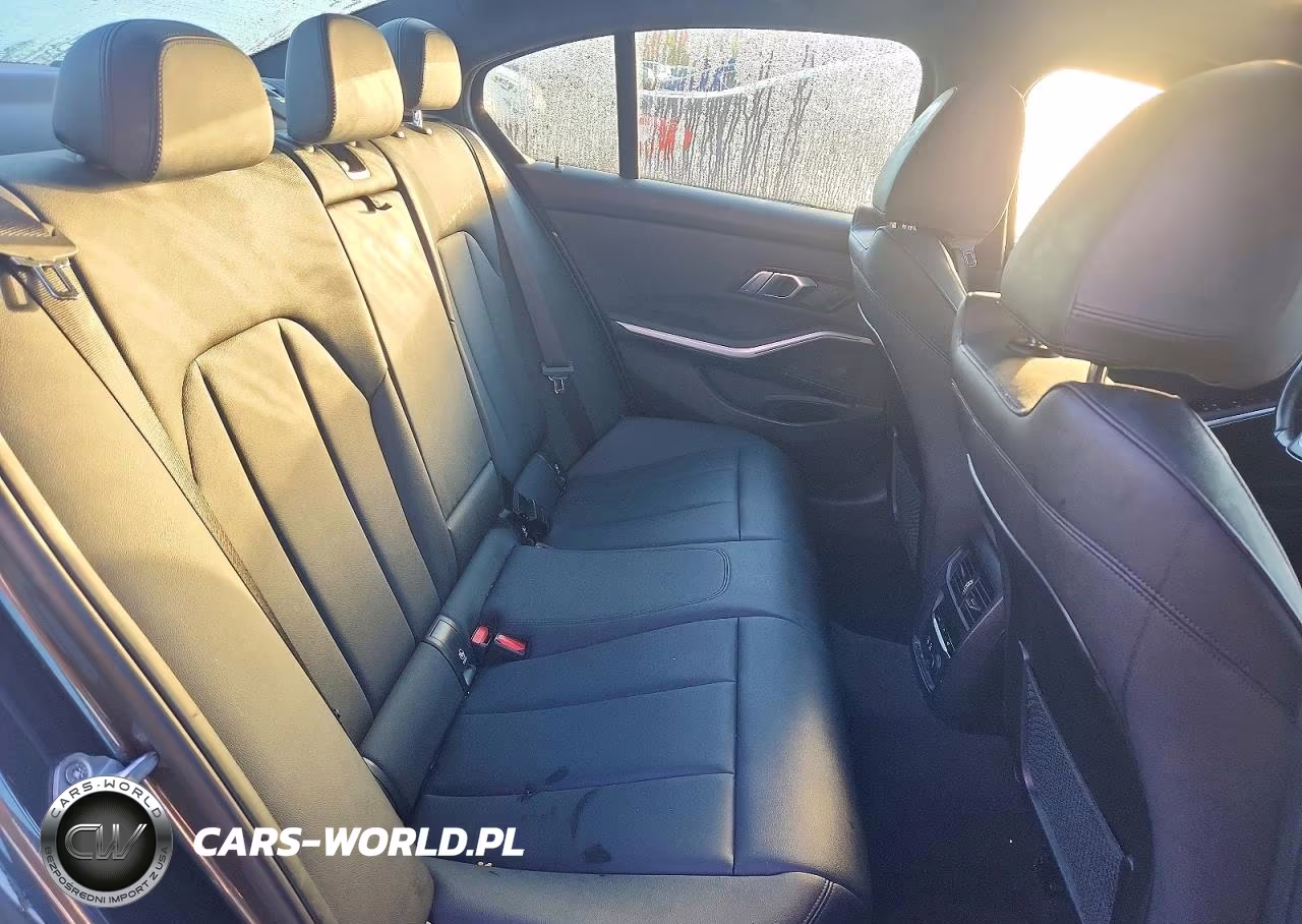 2020 BMW 330 VIN:3MW5R7J03L8B19929 - 10