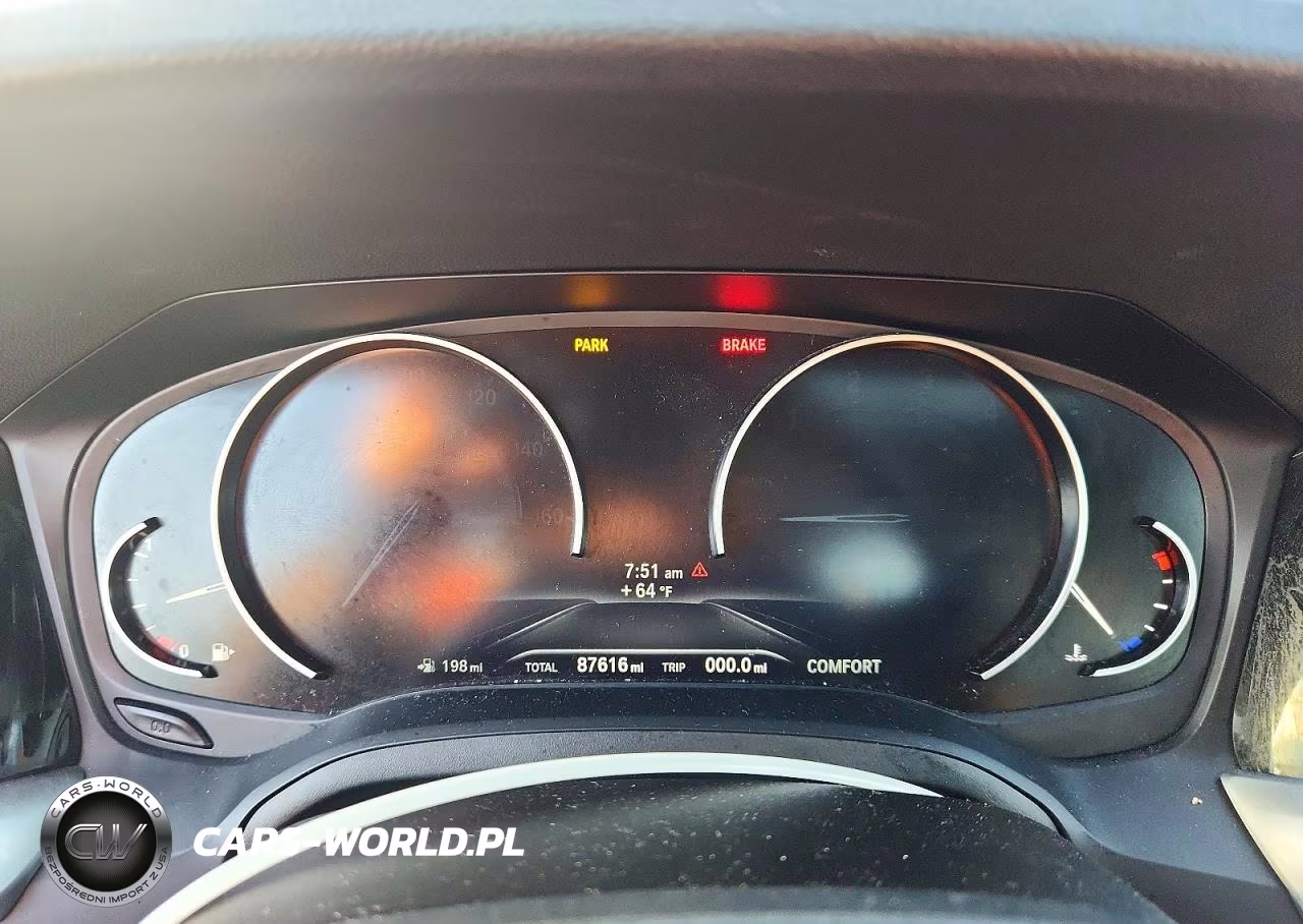 2020 BMW 330 VIN:3MW5R7J03L8B19929 - 9
