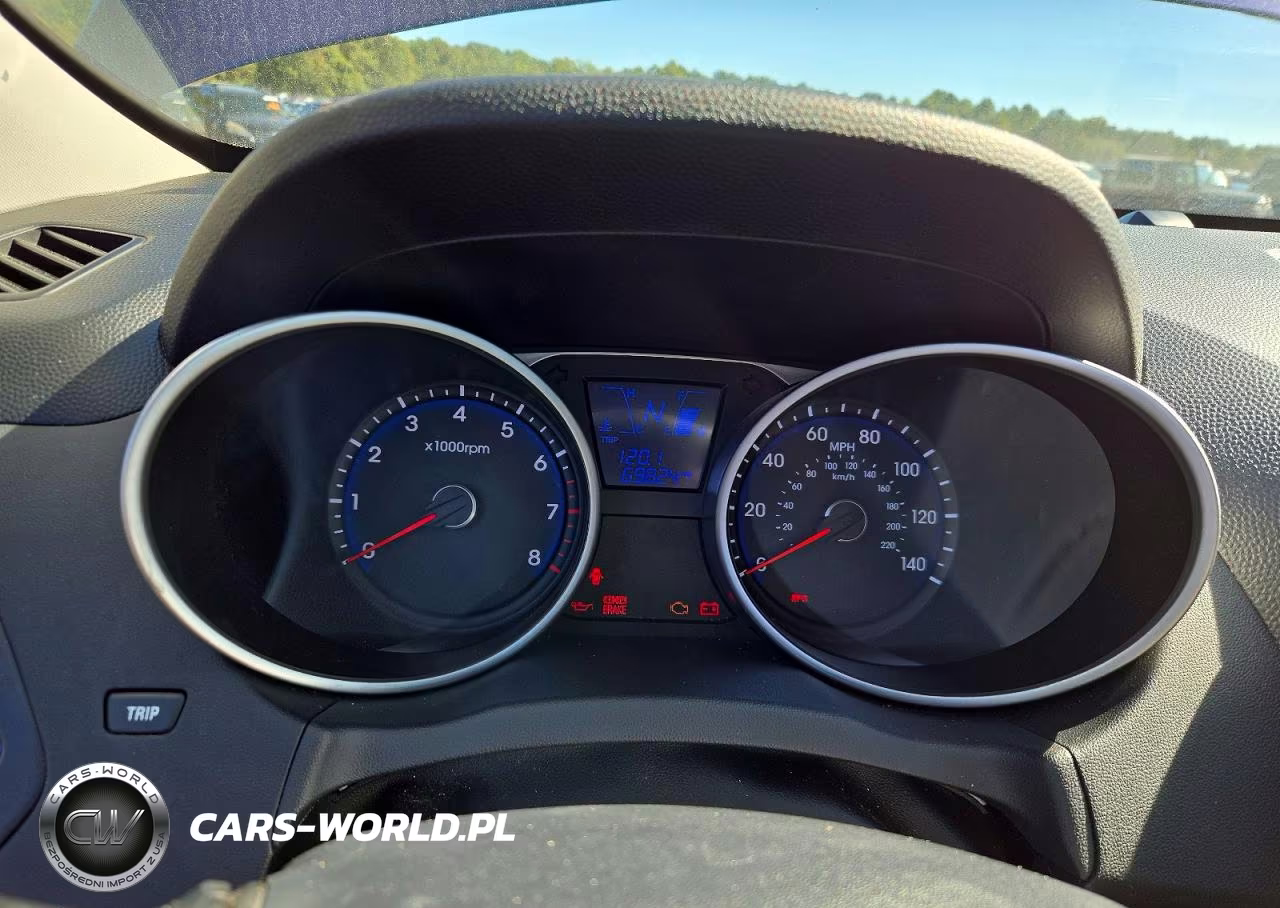 2012 Hyundai Tucson Limited VIN:KM8JUCAC2CU506599 - 9