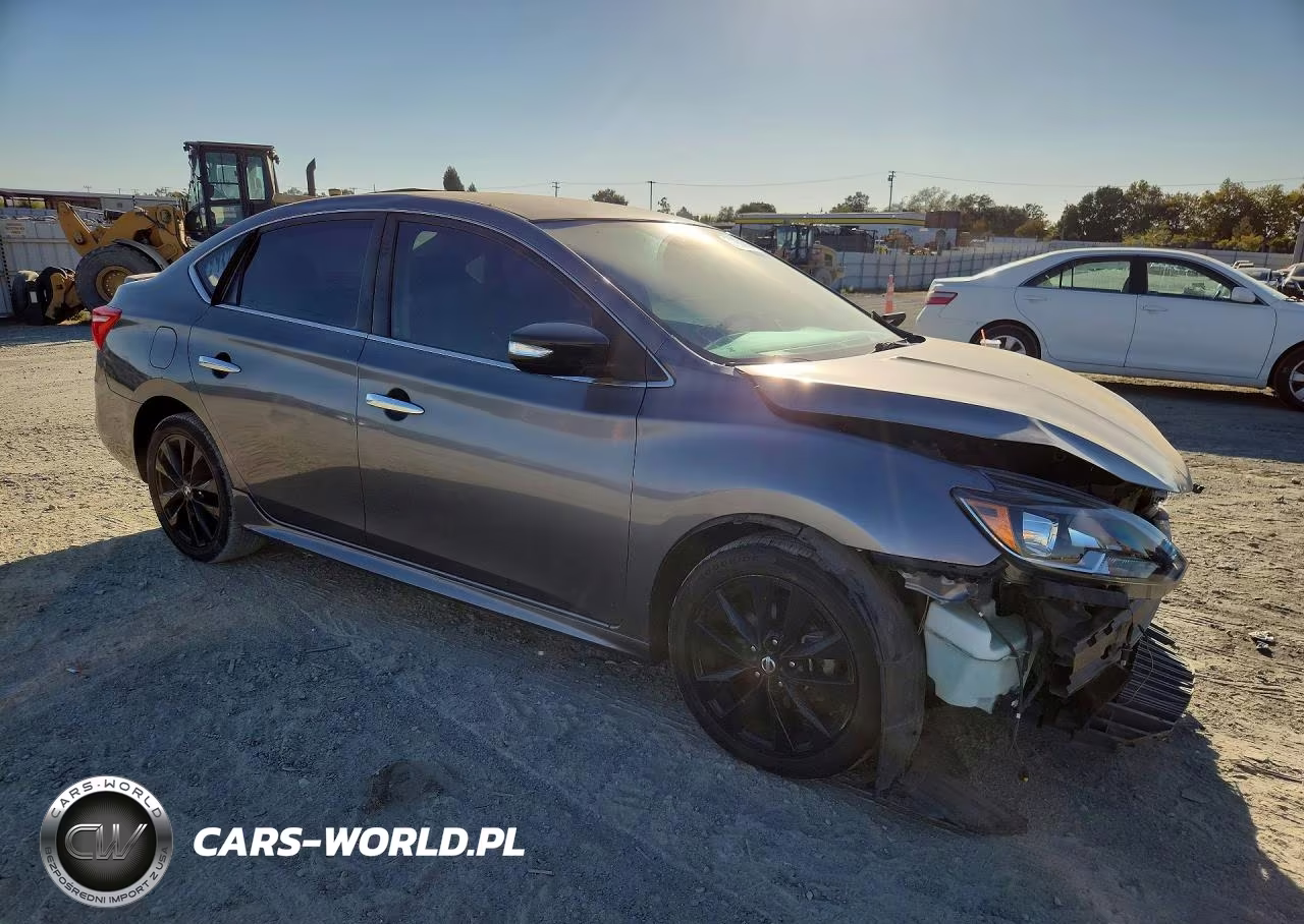 2017 Nissan Sentra Sr VIN:3N1AB7AP6HY370375 - 4