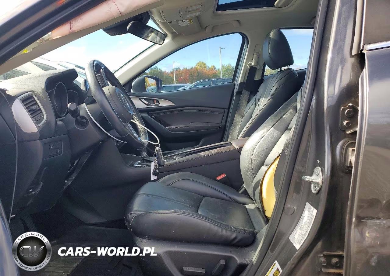 2018 Mazda 3 Touring VIN:3MZBN1V31JM199008 - 7