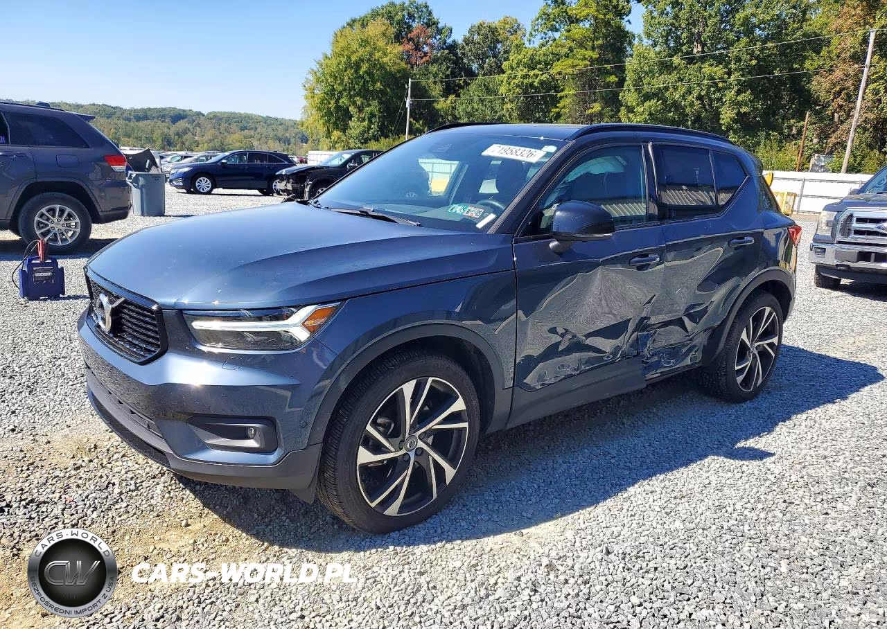 2022 Volvo Xc40 T5 R-Design VIN:YV4162UM4N2656691 - 1