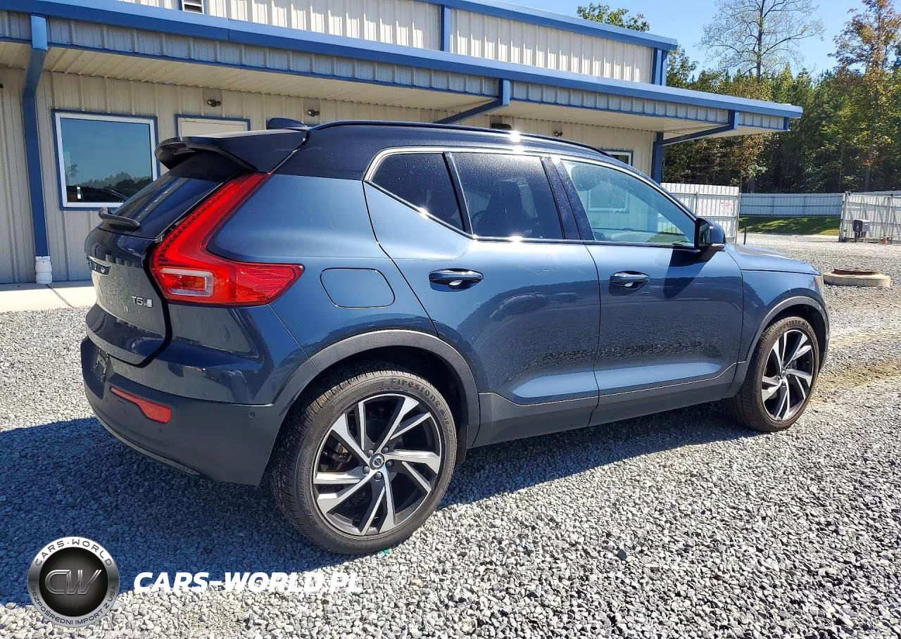 2022 Volvo Xc40 T5 R-Design VIN:YV4162UM4N2656691 - 3