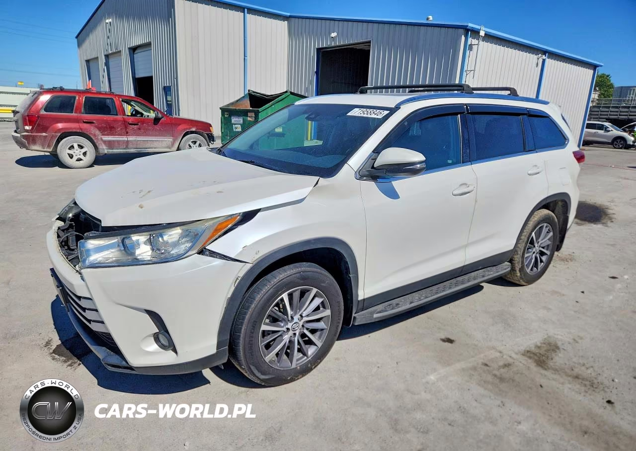 2019 Toyota Highlander Xle VIN:5TDKZRFH6KS350202 - 1